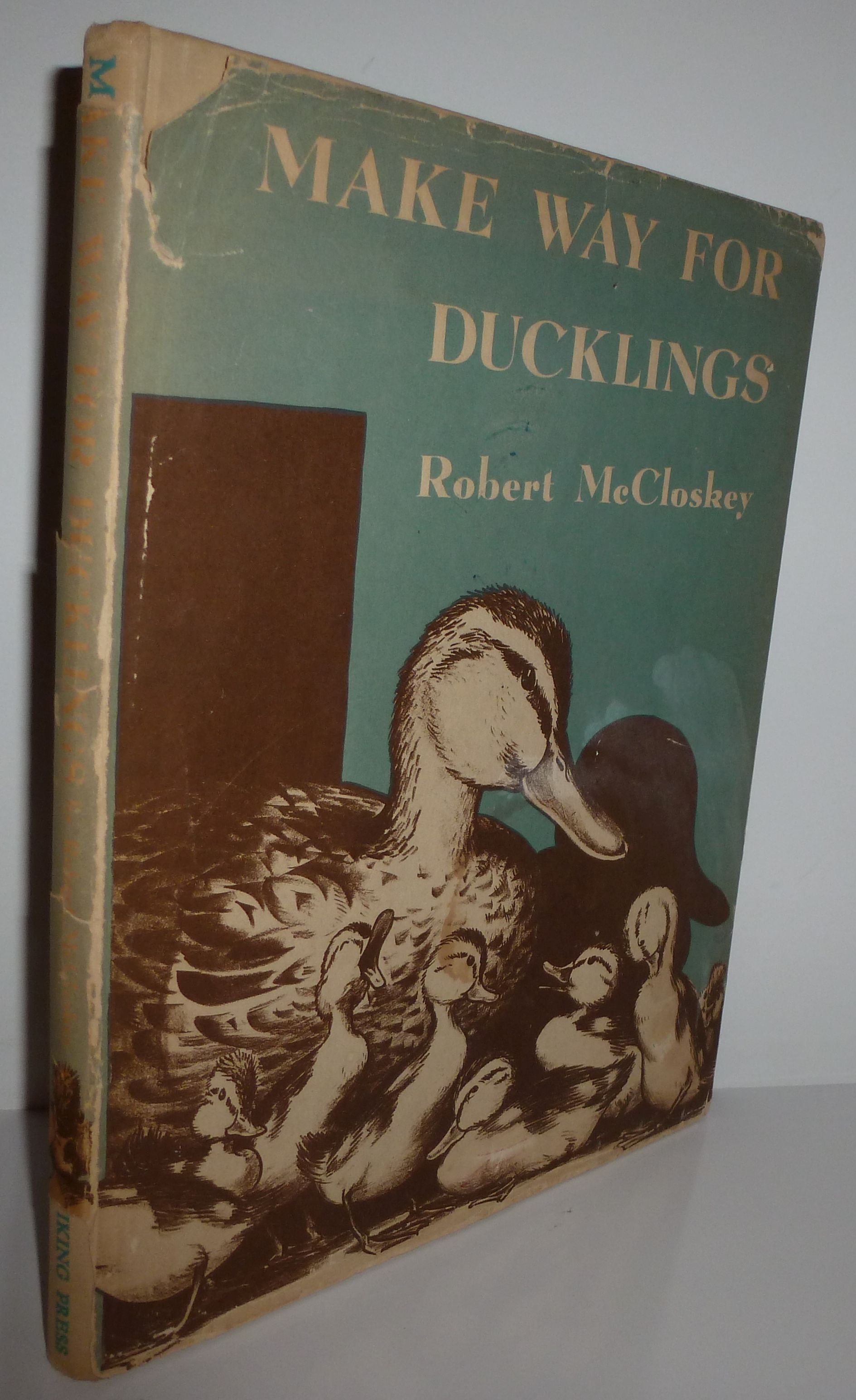 Make Way For Ducklings front cover